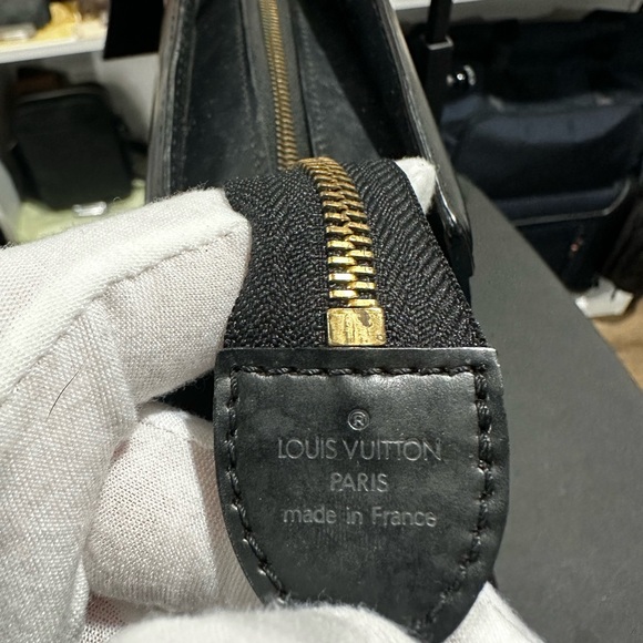 Louis Vuitton Riviera Handbag Epi Leather Black - Picture 4 of 12